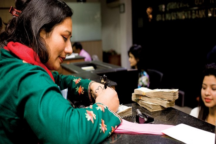 Nepal Economic Update April 2014